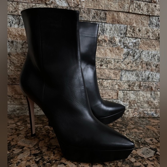 Gianvito Rossi
Dasha 115mm platform booties - Picture 7 of 14